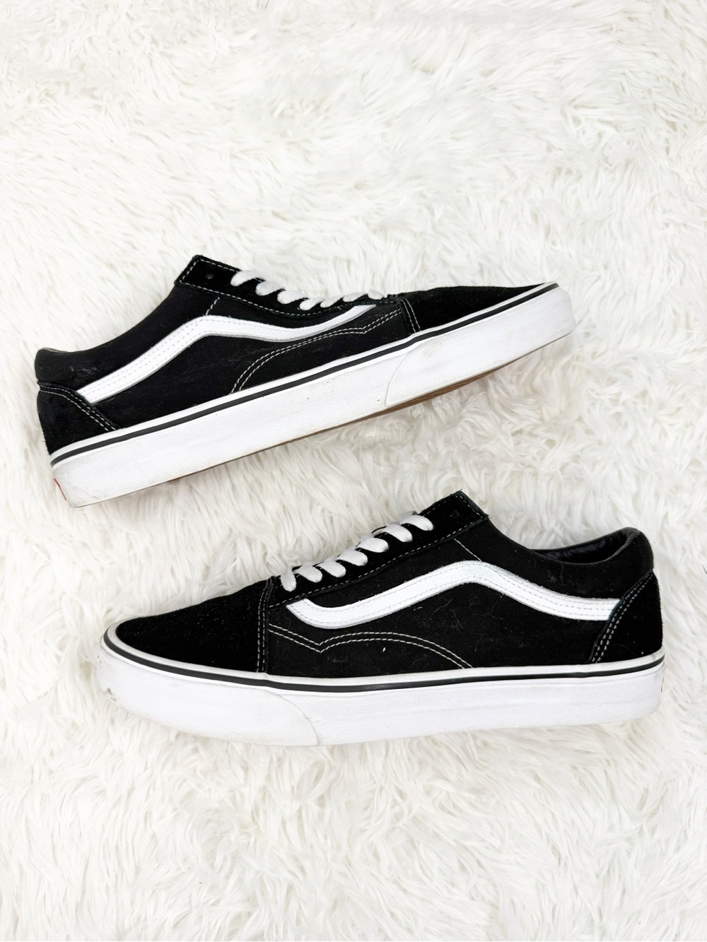 Vans Old Skool Black White Suede Canvas Sneakers Men’s 11.5 Women’s 13